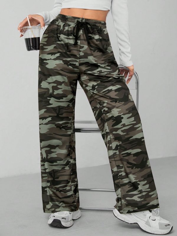 Camouflage Pattern Wide Leg Women's Trousers And Sweatpants