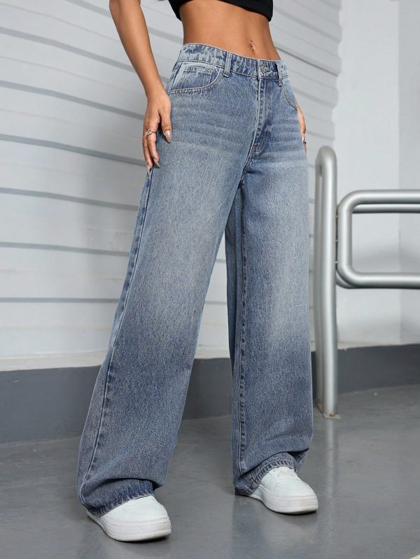 Ladies' Casual Straight Leg Jeans For Everyday Wear