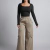 Square Neck Ruched Side Spring Women Outfit Black Tee